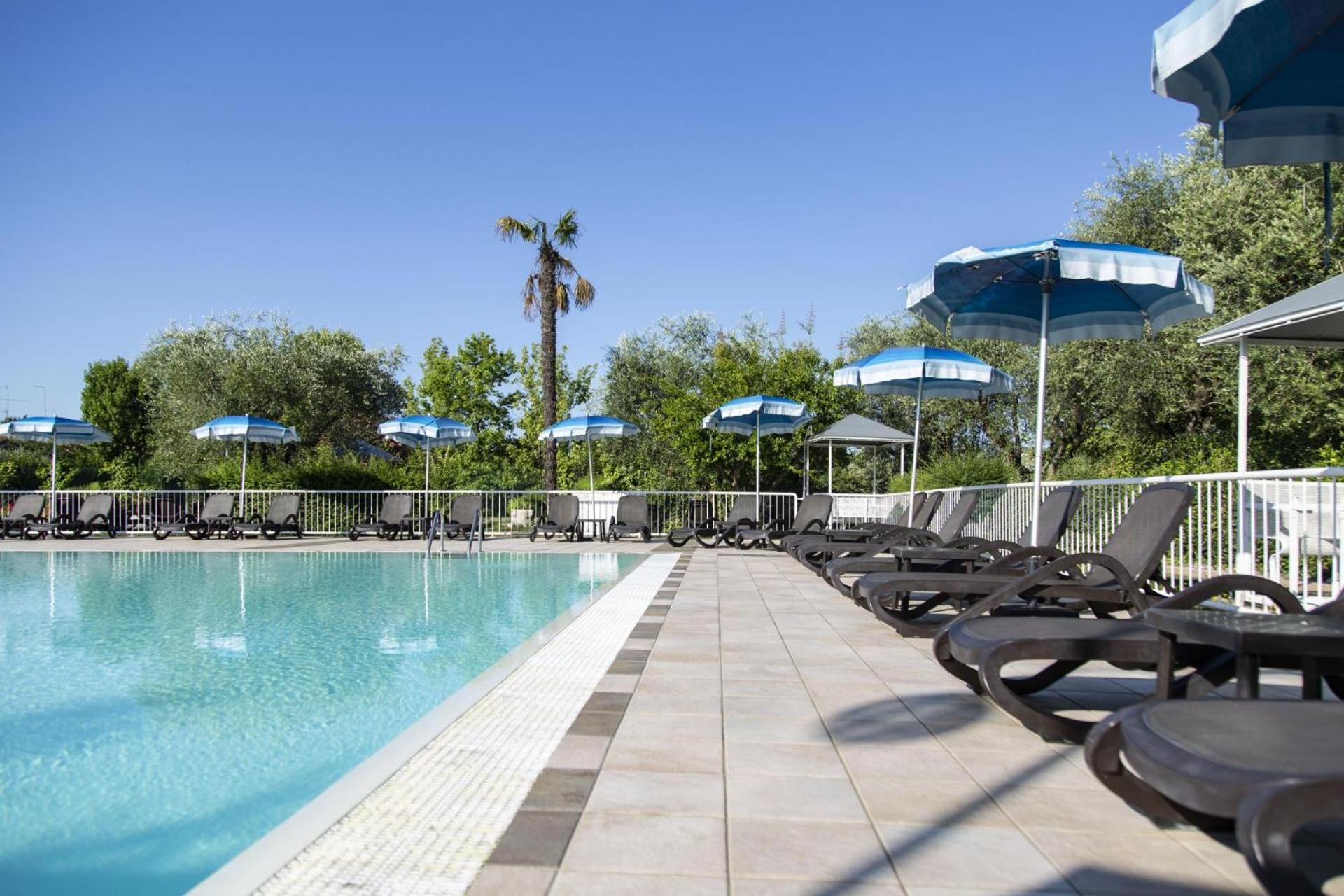 Hotel Villa Maria Desenzano del Garda Esterno foto