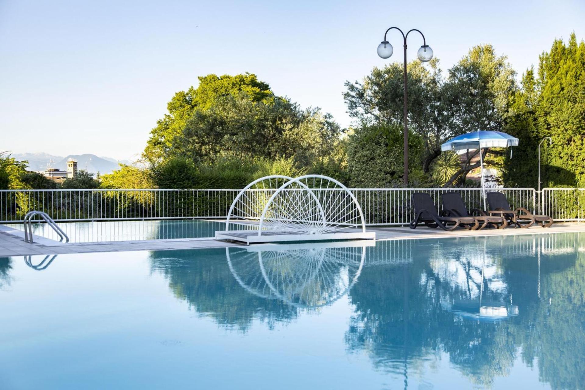 Hotel Villa Maria Desenzano del Garda Esterno foto