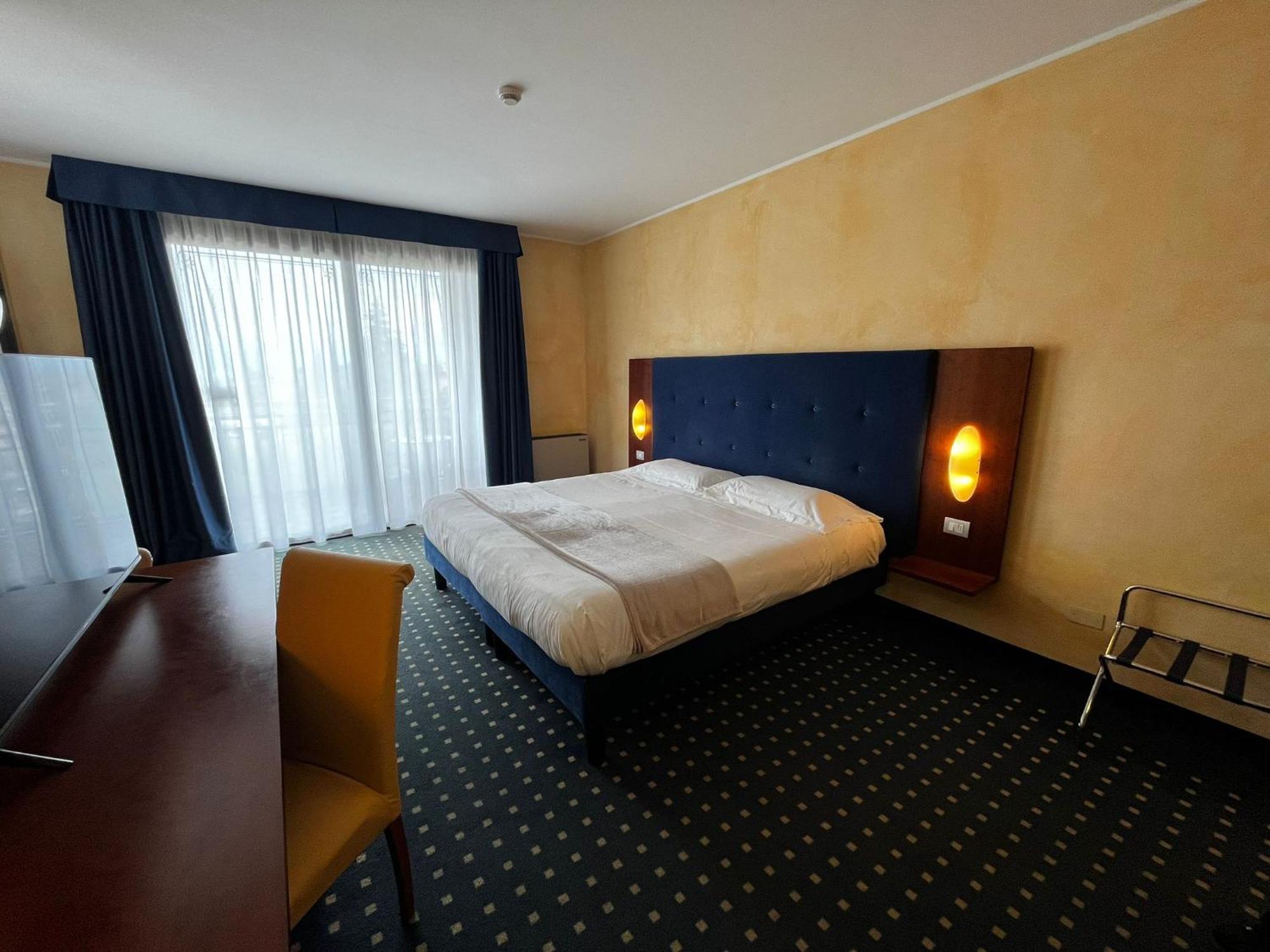 Hotel Villa Maria Desenzano del Garda Esterno foto
